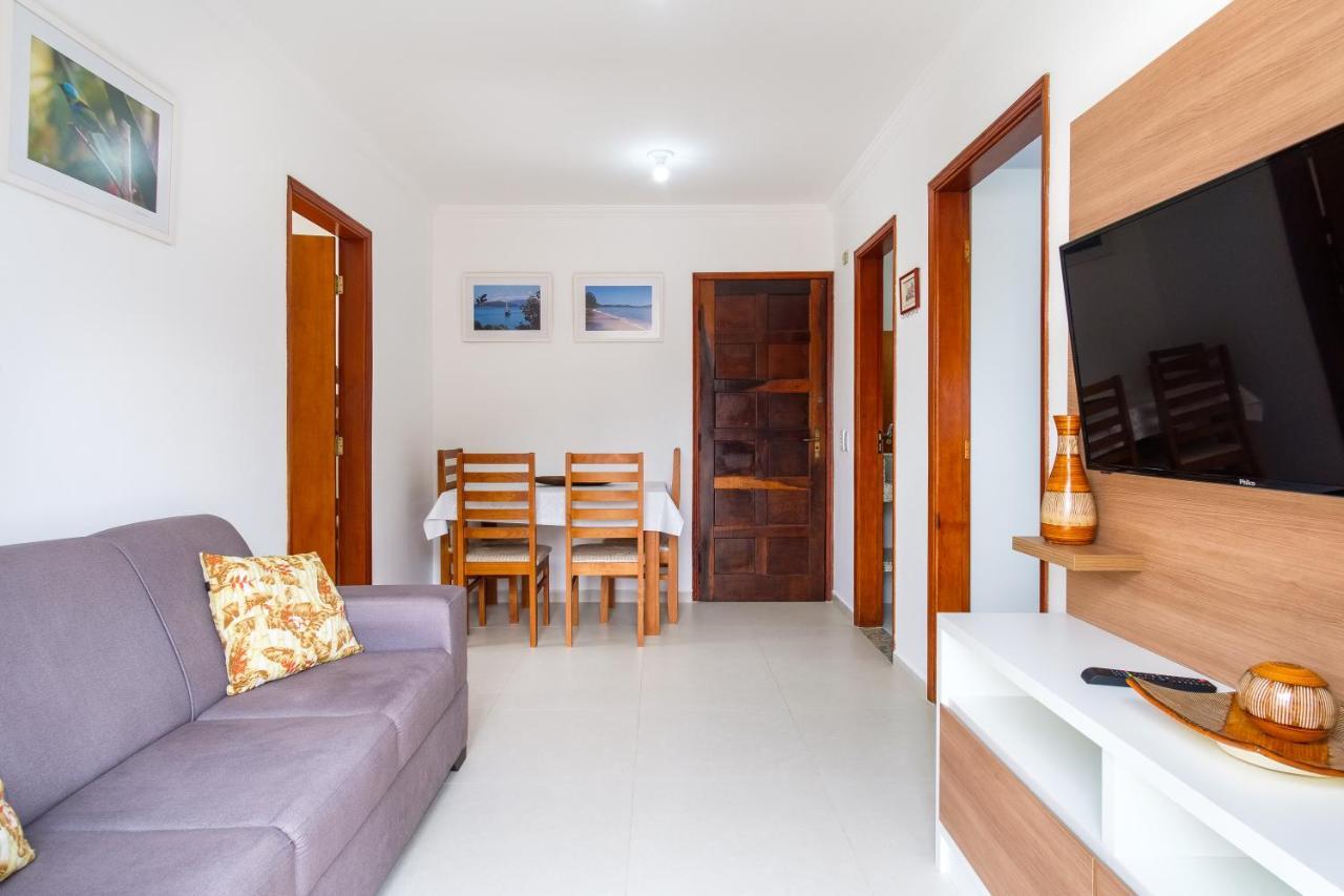 A 100 Metros Da - 01 - Edificio Agua Viva Apartamento Ubatuba
